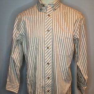 Men’s Cabela’s Button down Medium